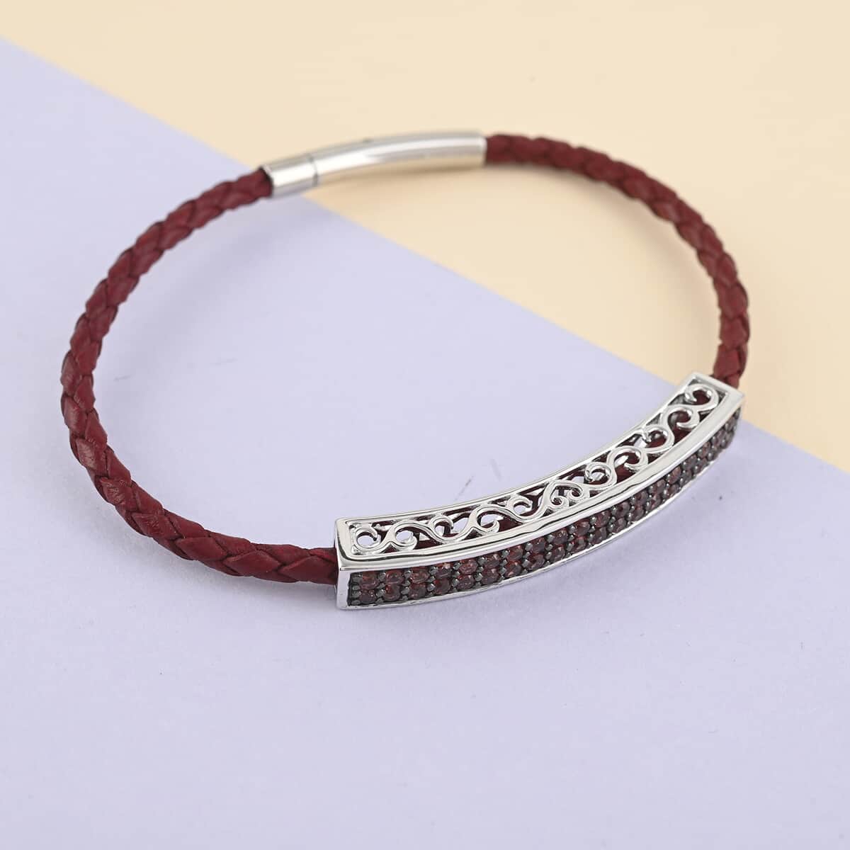 Mozambique Garnet and Braided Brown Genuine Leather Floral Framework Bracelet in Sterling Silver (6.50 In) 6.10 ctw image number 1