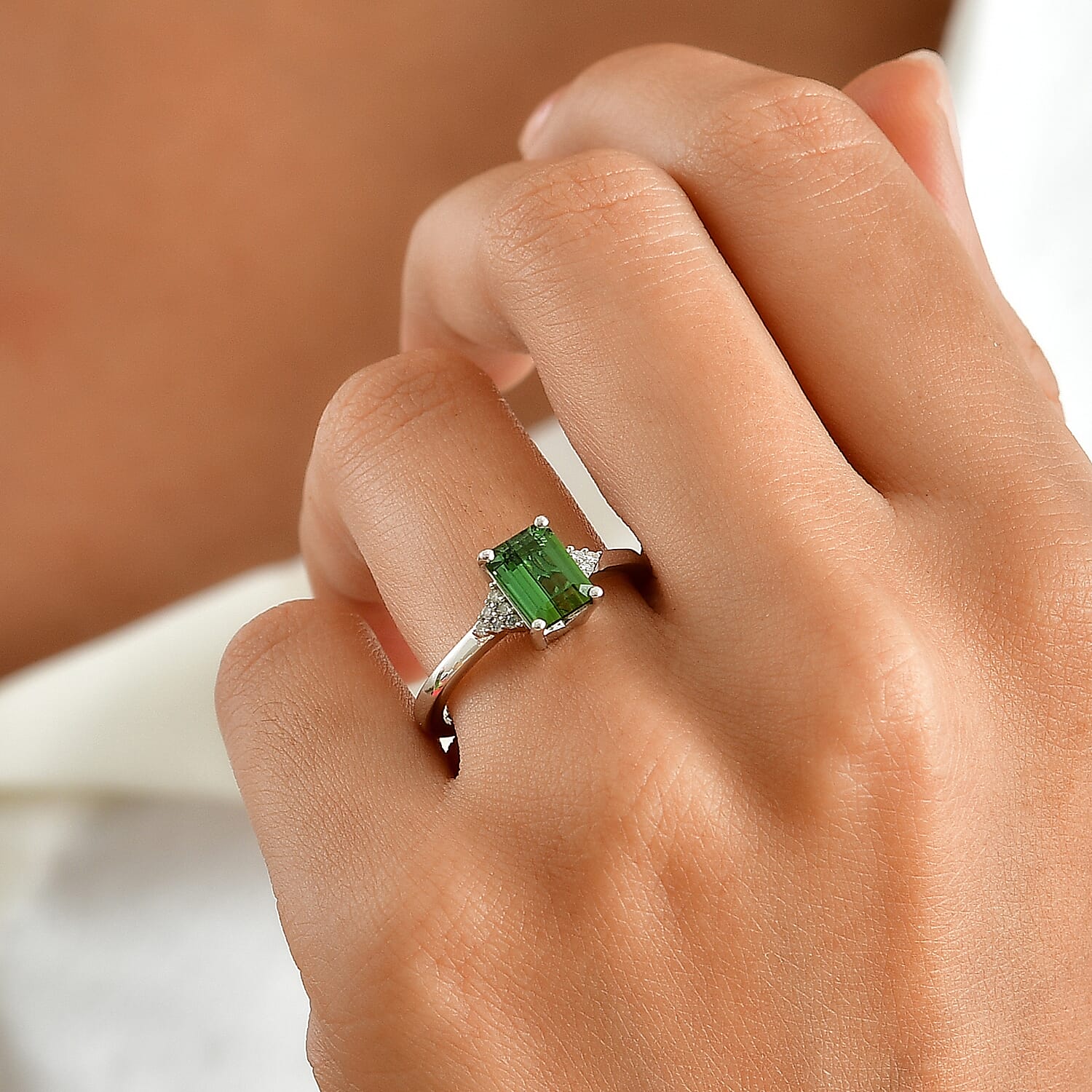 D'Joy AAA Mint Tourmaline and Diamond 1.35 ctw Ring in Rhodium Over Sterling Silver (Size 7.0)