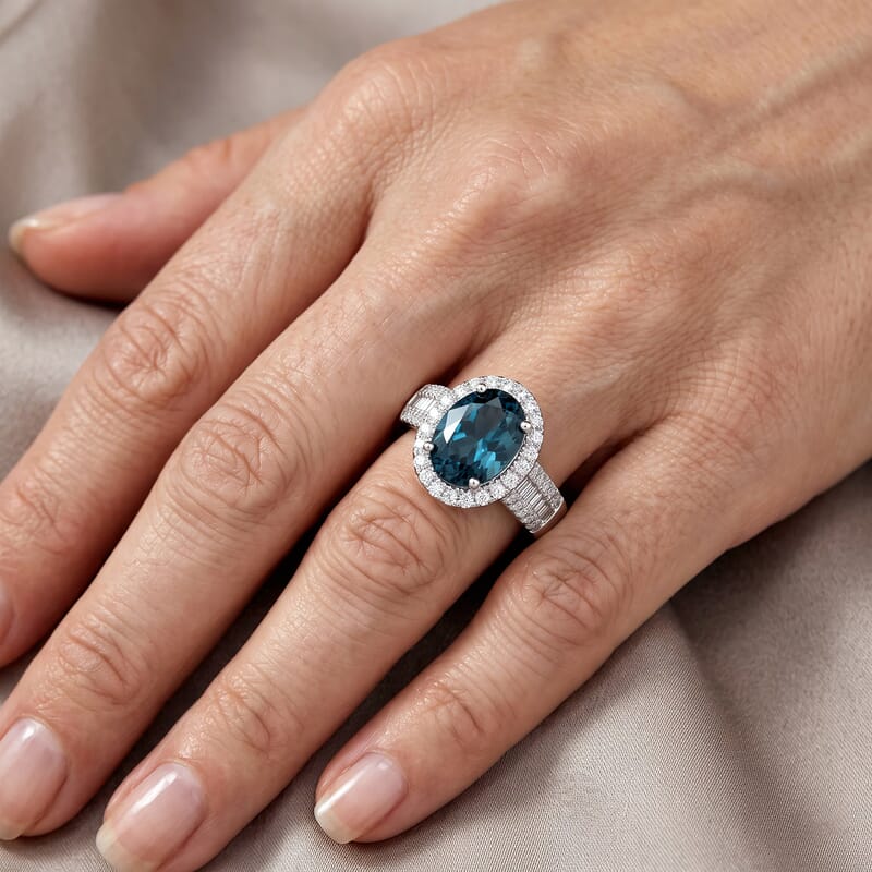 SGL Certified Luxoro AAA Teal Spinel and Diamond I2 3.00 ctw Ring in 14K White Gold (Size 7.0) 4.50 Grams