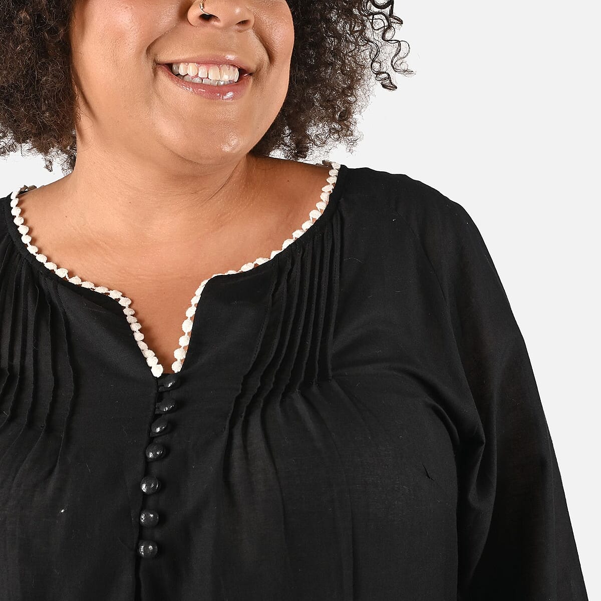 Tamsy Black Vivian Vintage Tunic with Lace Trim - S image number 4