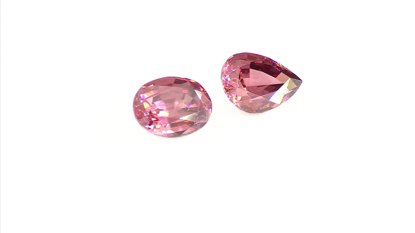 AAAA Raspberry Zircon (Pear 10x7mm) 2.50 ctw
