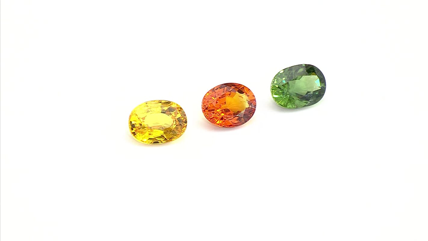 AAAA Green Sapphire (Ovl 8x6mm) 1.50 ctw