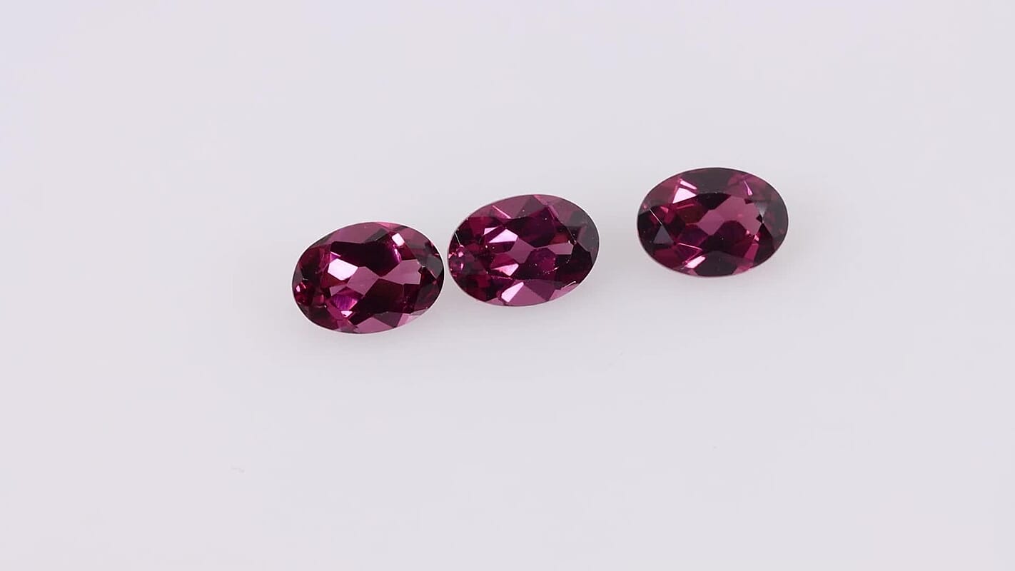 Orissa Rose Garnet Set of 3 (Ovl 7x5 mm) 2.90 ctw