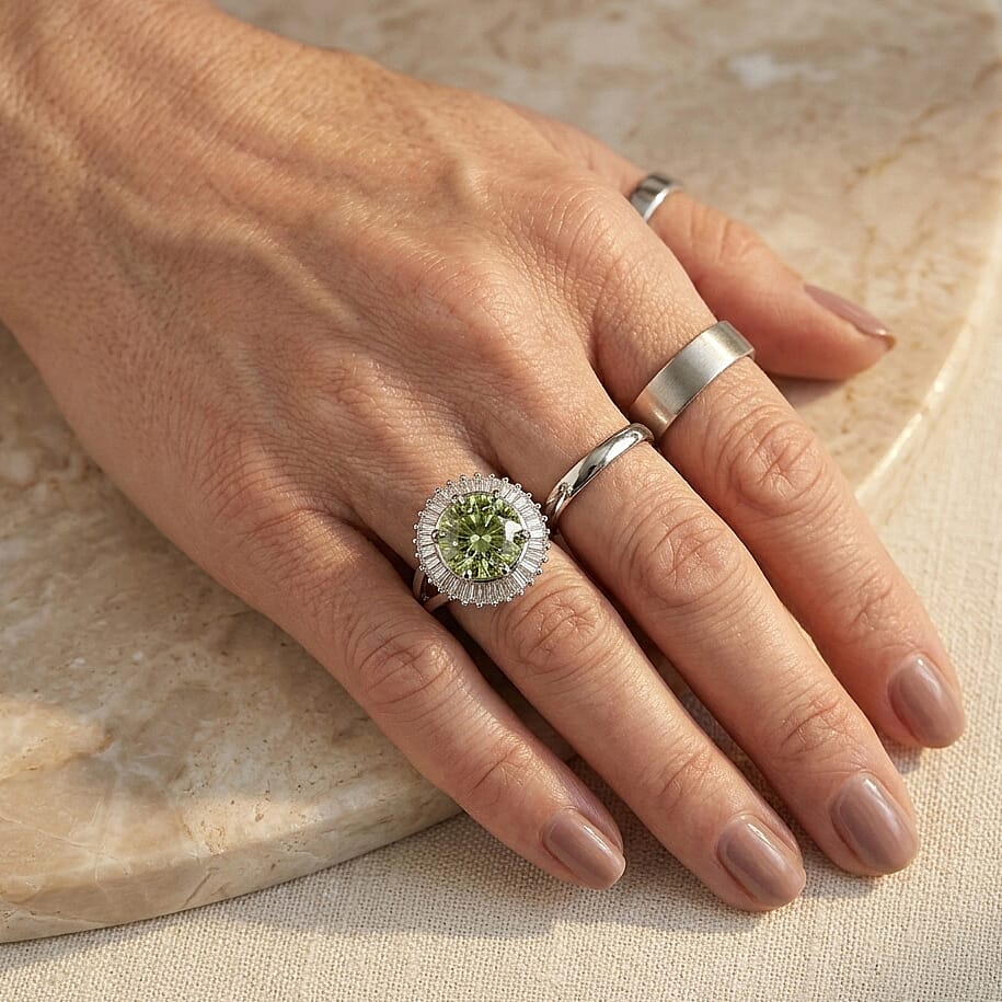 D'Joy Green and White Moissanite 6.75 ctw Ring in Rhodium Over Sterling Silver (Size 6.0)