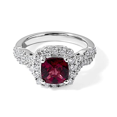 D'Joy Premium Usambara Color Change Garnet and Moissanite 2.50 ctw Ring in Rhodium Over Sterling Silver (Size 6.0)