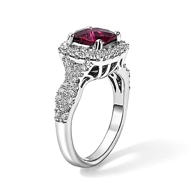 D'Joy Premium Usambara Color Change Garnet and Moissanite 2.50 ctw Ring in Rhodium Over Sterling Silver (Size 6.0)