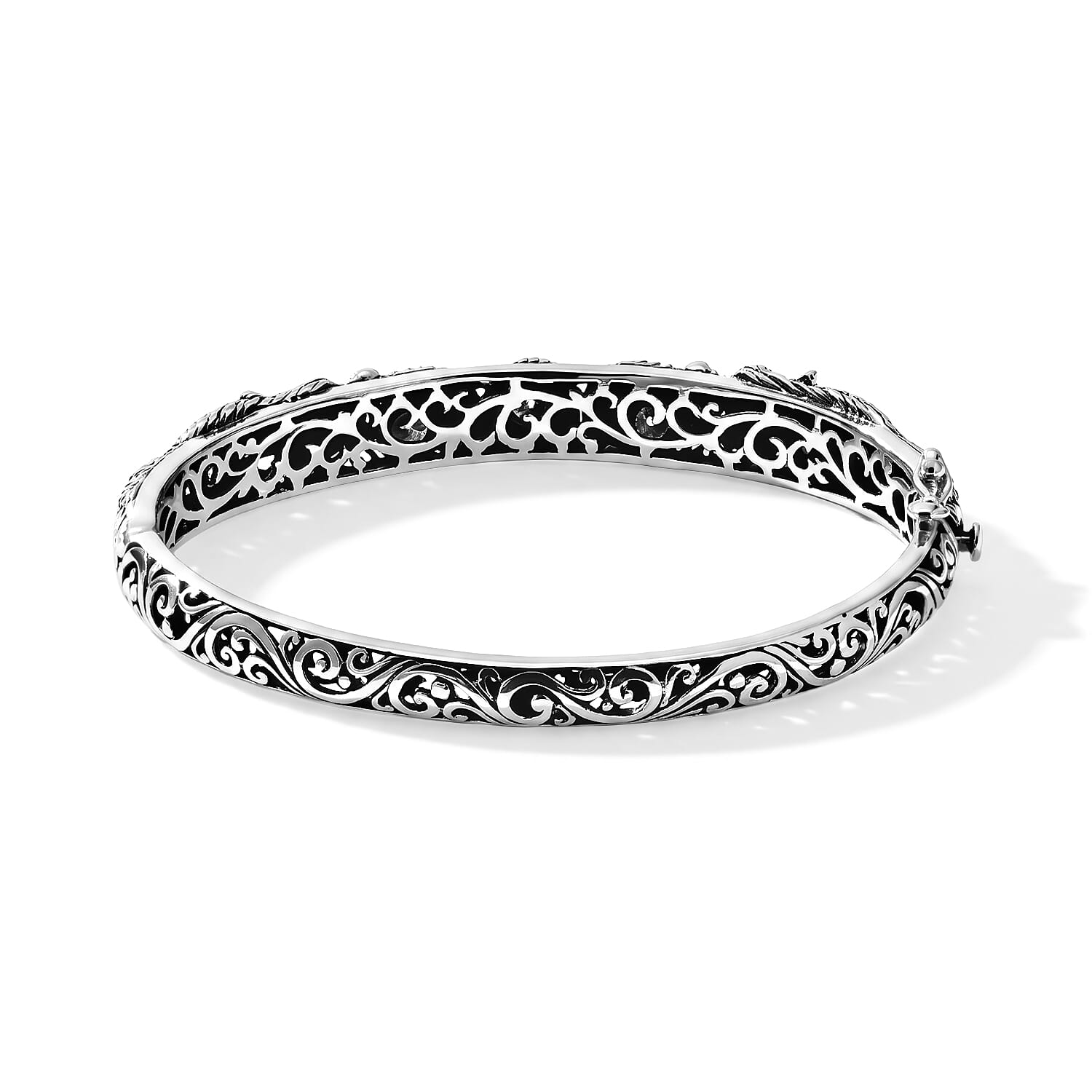 D'Joy Bali Legacy Moissanite 2.50 ctw Bangle Bracelet in Sterling Silver (7.25 In)