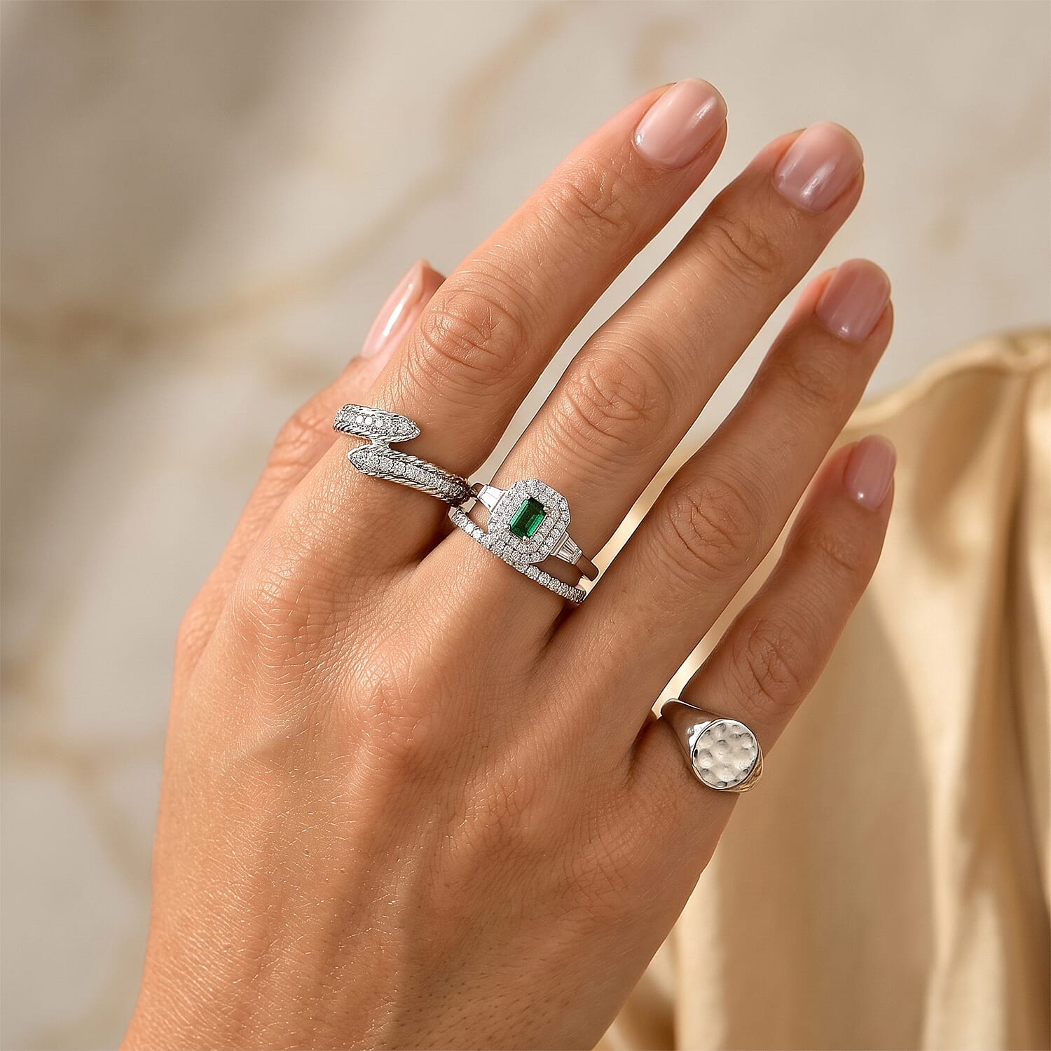 D'Joy AAA Mint Tourmaline and Moissanite 0.75 ctw Ring in Rhodium Over Sterling Silver (Size 6.0)