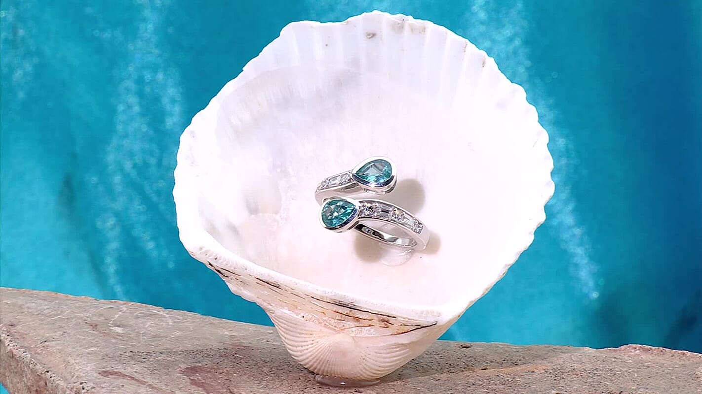 D''Joy AAA Blue Apatite and Moissanite 1.80 ctw Ring in Rhodium Over Sterling Silver (Size 8.0)