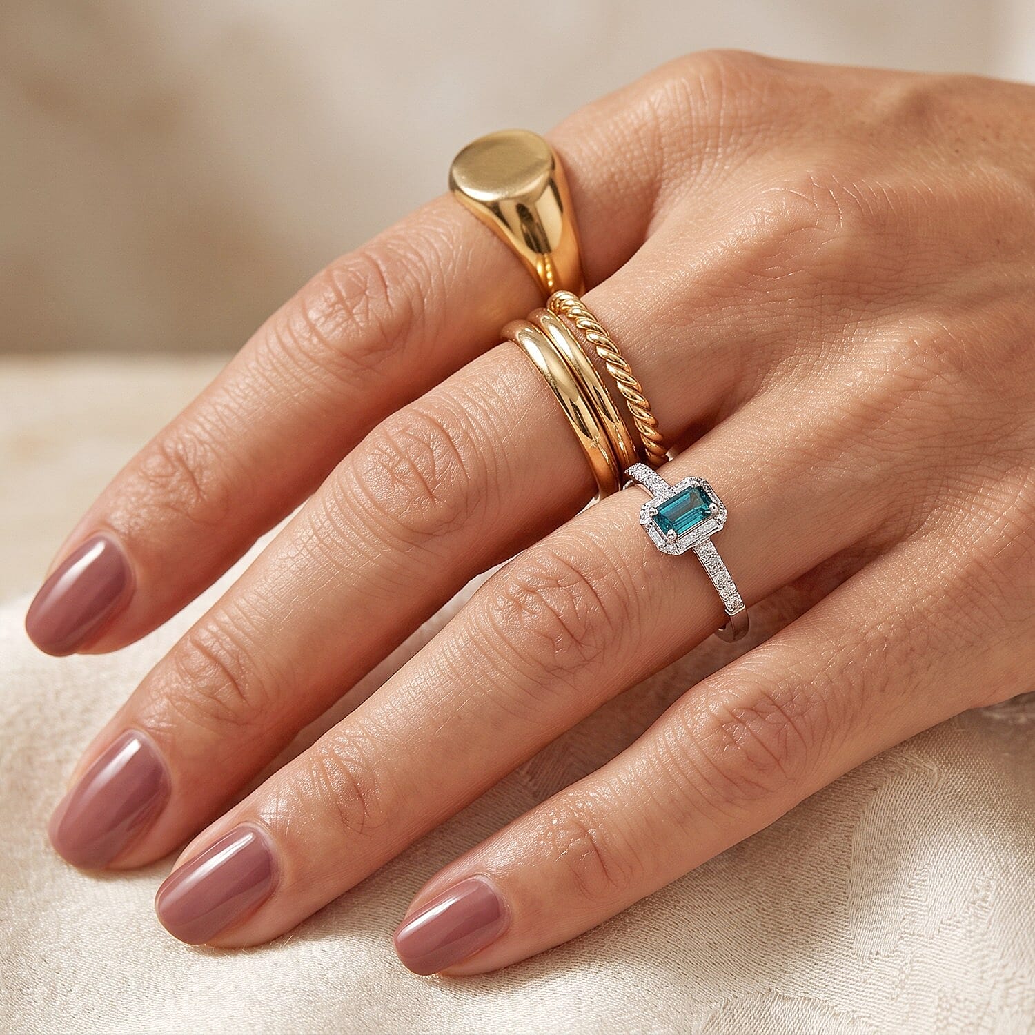 D'Joy AAA Monte Belo Indicolite and Moissanite 0.65 ctw Deco Glamour Ring in Rhodium Over Sterling Silver (Size 6.0)