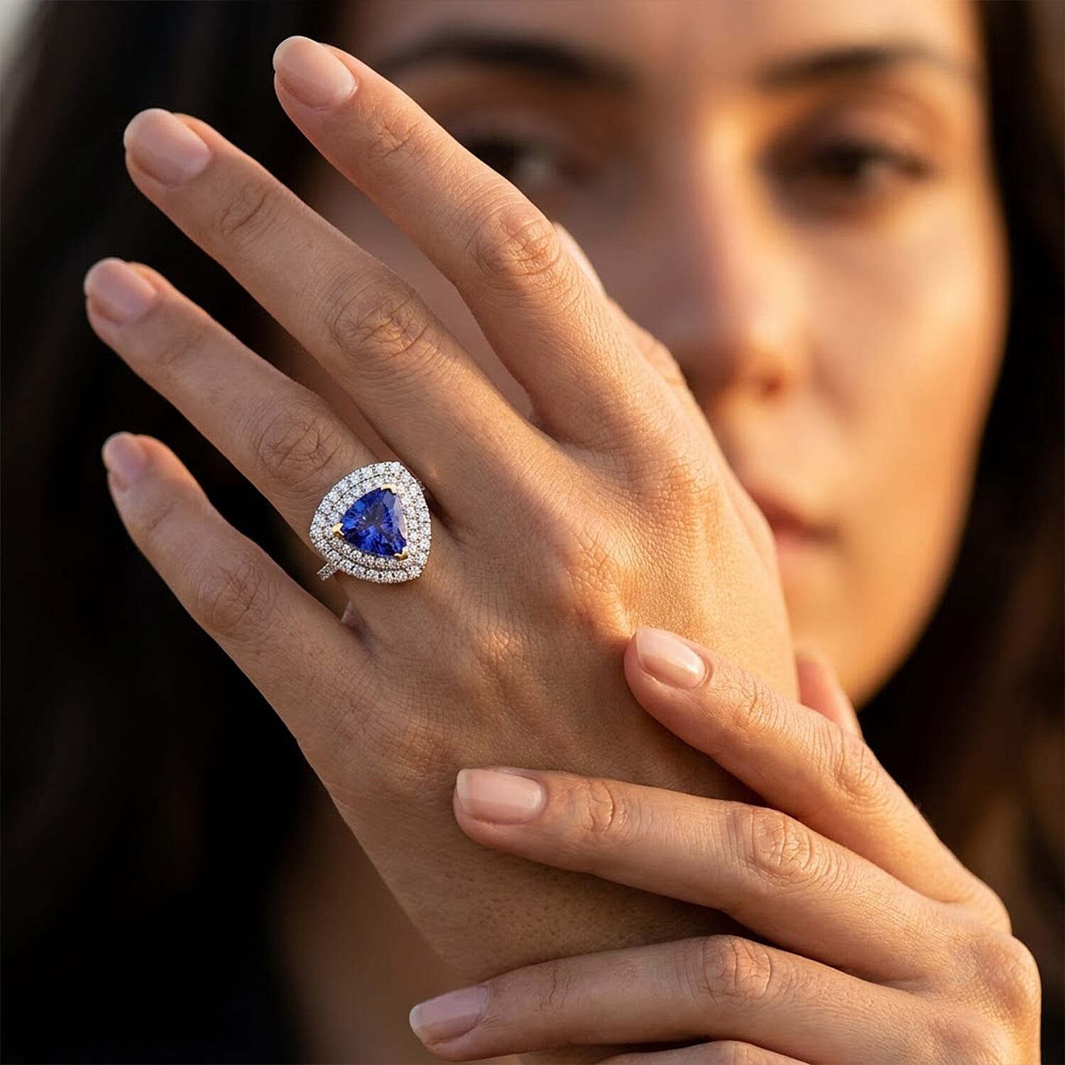 Certified & Appraised AAA Tanzanite and Luxuriant Lab Grown Diamond G-H SI 4.50 ctw Ring in 10K Yellow Gold (Size 6.0)