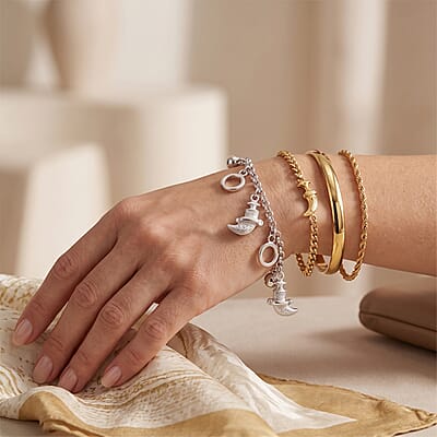 Sterling Silver Bracelet (Size - 7.25),  Silver Wt. 10.4 g