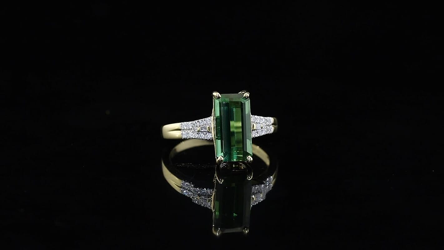 Luxoro 10K Yellow Gold AAA Sapo Green Tourmaline, Diamond (I2) (0.16 cts) Ring (Size 10.0) 3.90 ctw