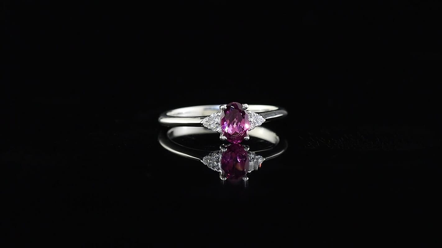D''Joy AAA Radiant Ember Garnet and White Zircon 0.65 ctw Ring in Rhodium Over Sterling Silver (Size 7.0)