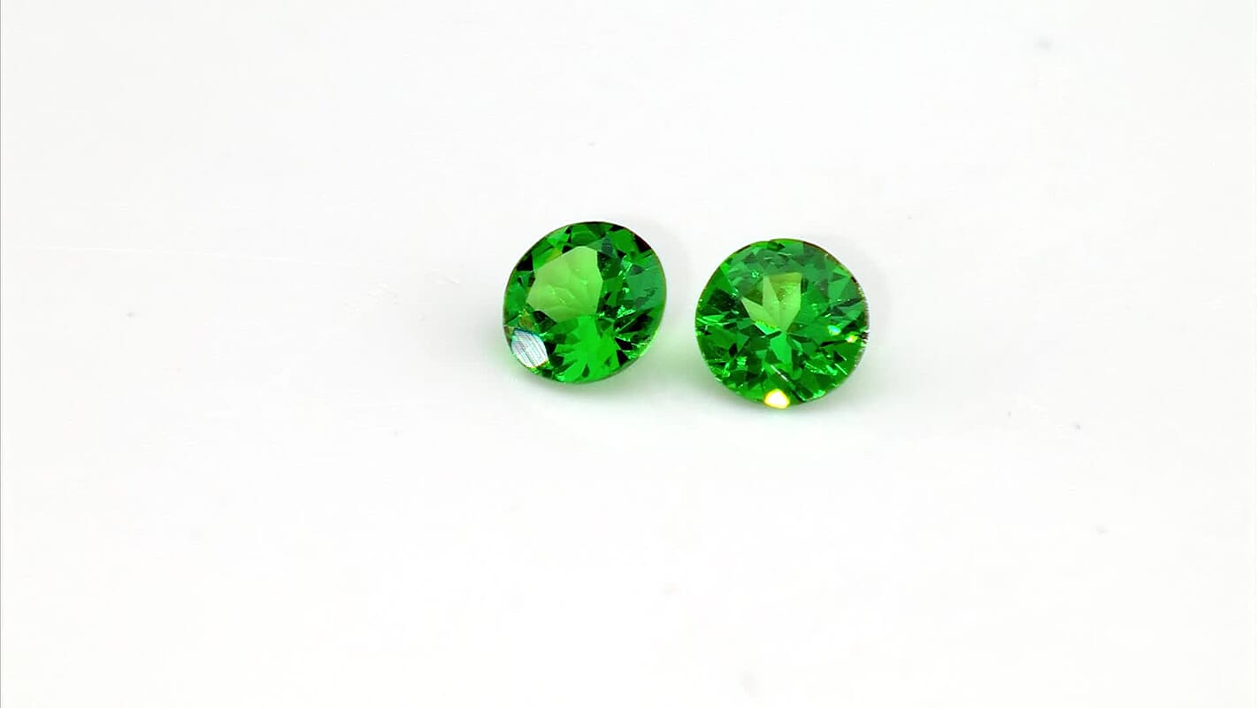 Set of 2 AAAA Tsavorite Garnet (Rnd 5mm) 1.20 ctw