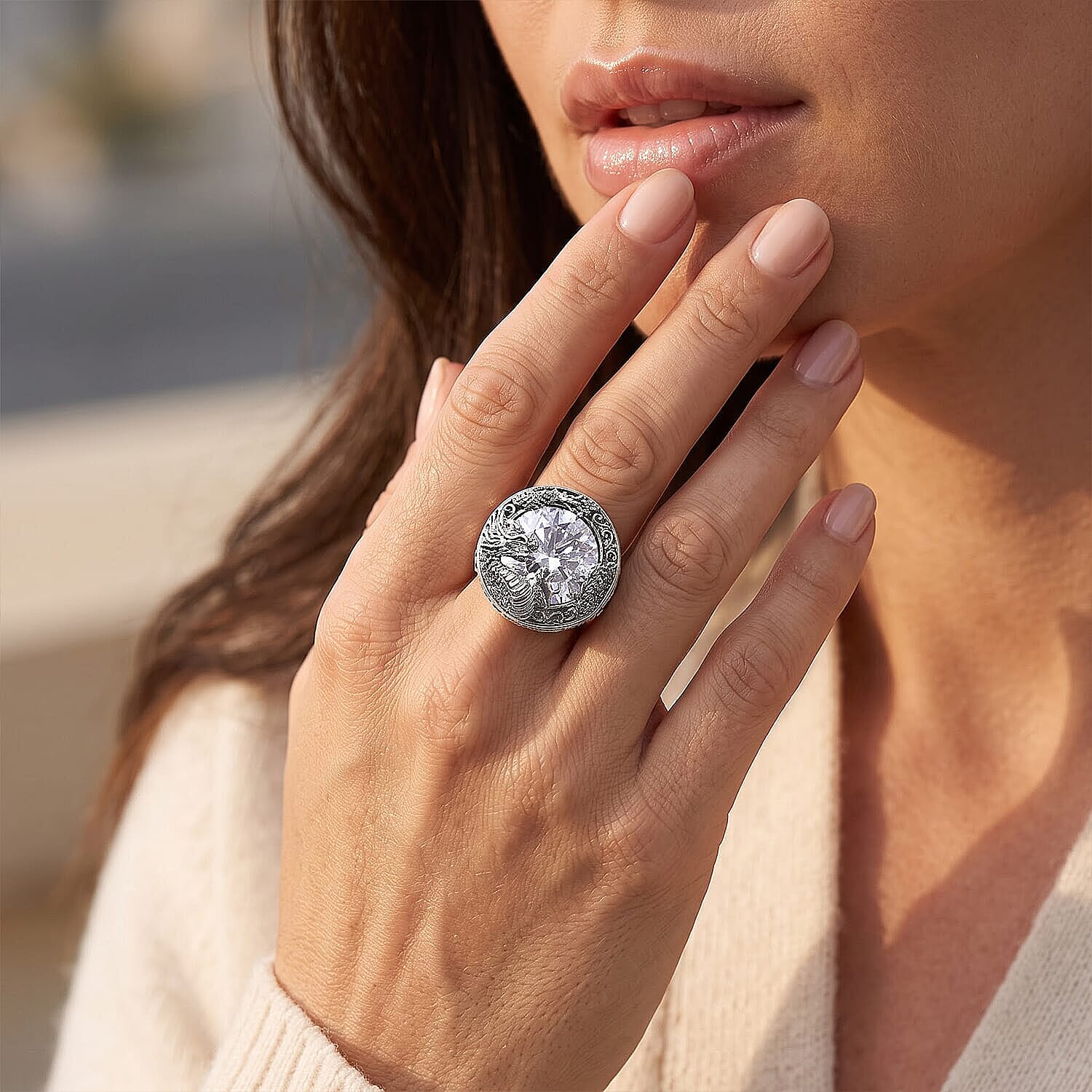 D'Joy Bali Legacy Moissanite (Rnd 14mm) Dragon-Wrapped Ring in Sterling Silver (Size 5.0) 9.50 ctw