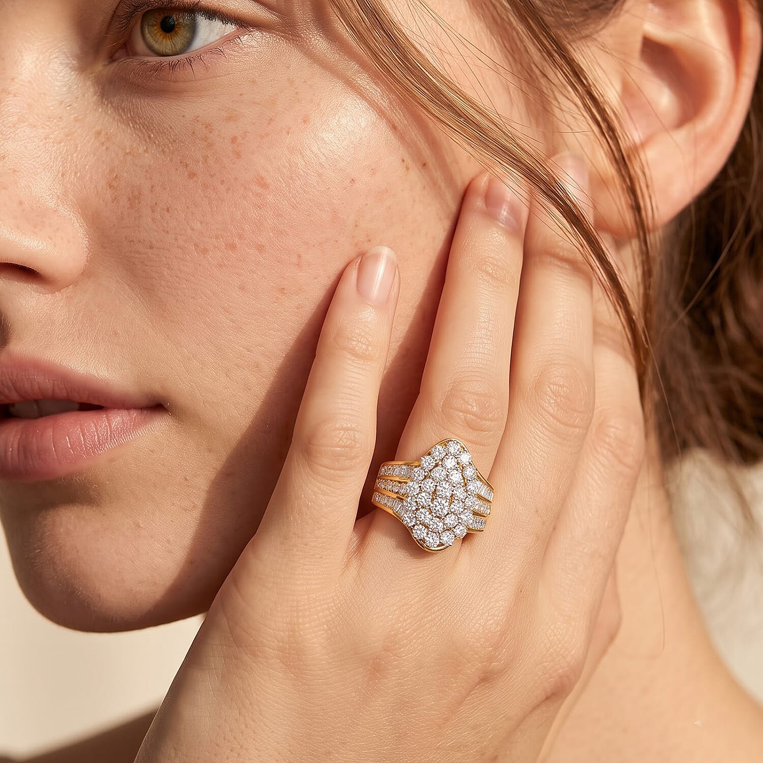 Luxuriant Lab Grown Diamond G-H SI 3.00 ctw Ring in 18K Vermeil Yellow Gold Over Sterling Silver (Size 6.0)