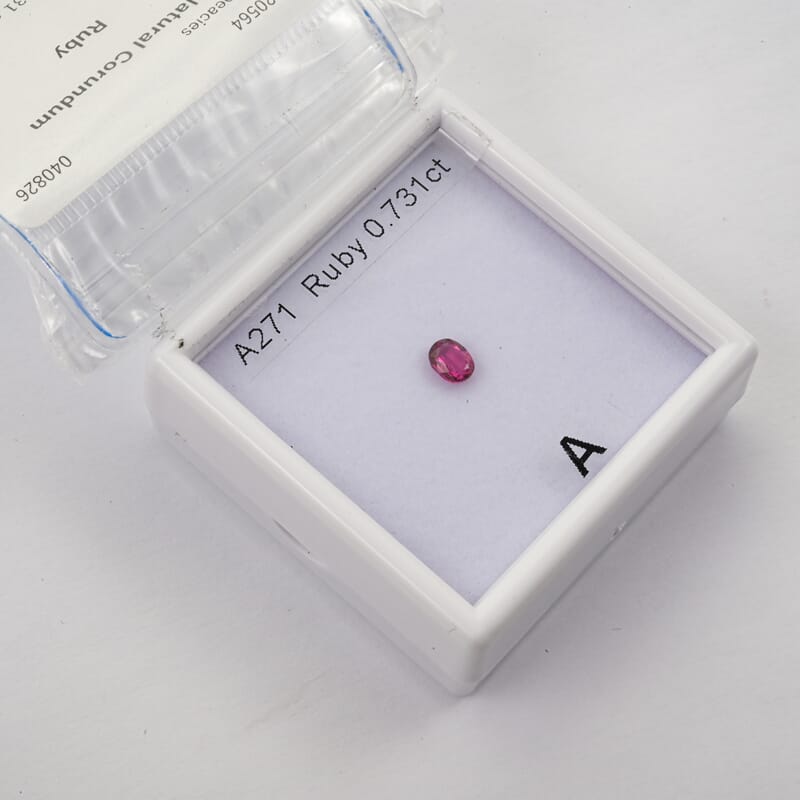 Certified AAAA Natural Ruby (Ovl Free Size) 0.65 ctw