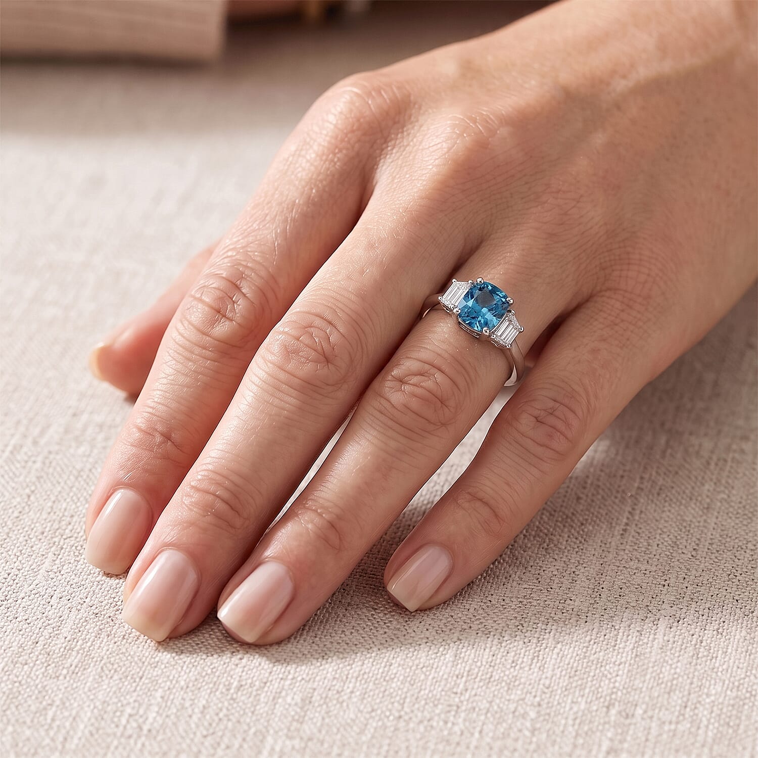 AAA Cambodian Blue Zircon and Luxuriant Lab Grown Diamond G-H SI 5.50 ctw Blue Fire Grand Radiance Ring in 10K White Gold (Size 8.0)