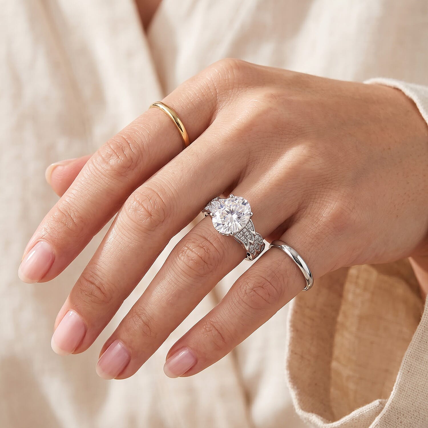 D'Joy Moissanite 5.50 ctw Ring in Rhodium Over Sterling Silver (Size 7.0)