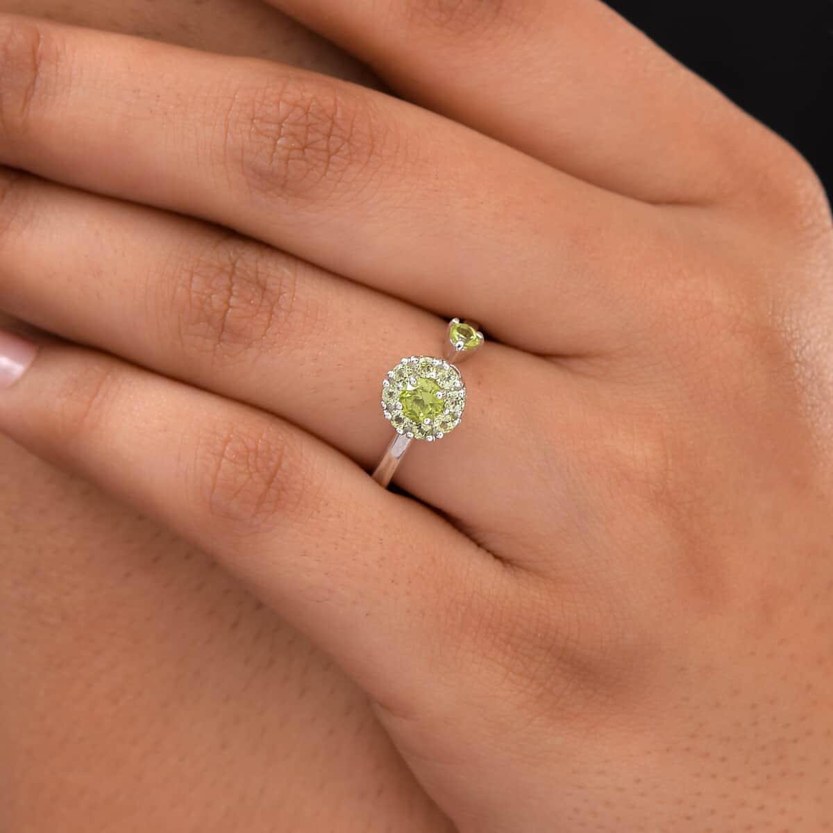 Peridot August Birthstone Anxiety Spinner Openable Band Ring in Platinum Over Sterling Silver 0.75 ctw image number 2