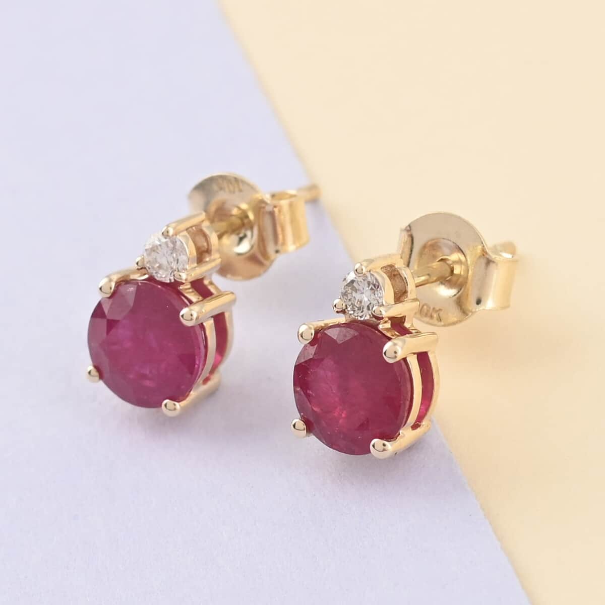 Certified & Appraised Luxoro 10K Yellow Gold AAA Niassa Ruby (FF) and G-H I2 Diamond Stud Earrings 2.60 ctw image number 1