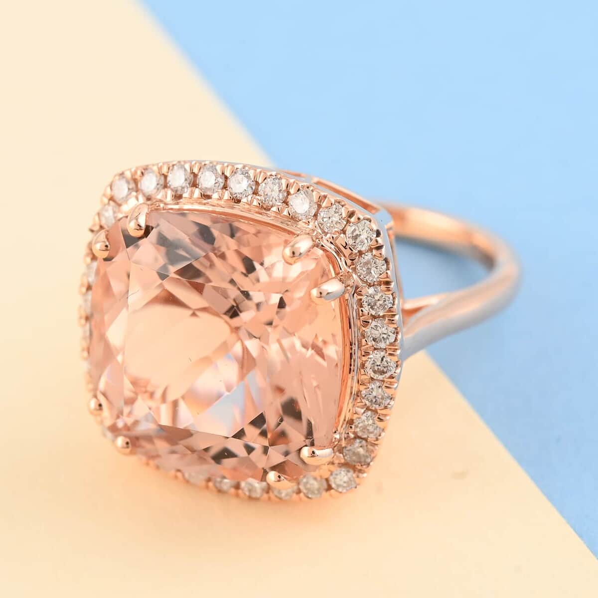 Certified and Appraised Iliana 18K Rose Gold AAA Marropino Morganite and G-H SI Diamond Ring (Size 7.0) 6 Grams 10.85 ctw image number 1