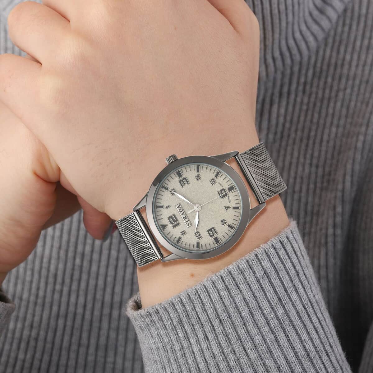 Strada Japanese Movement Gray Corrosion Watch with Stainless Steel Mesh Strap (42mm) (7.25-8.25Inches) image number 2