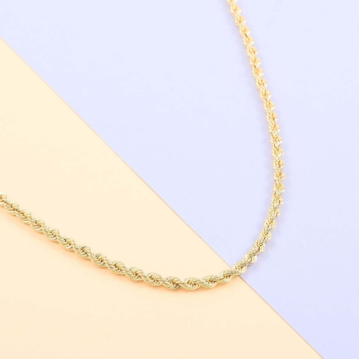 Vegas Closeout Deal 10K Yellow Gold 3.8mm Quint Rope Necklace 22 Inches 7.35 Grams image number 1