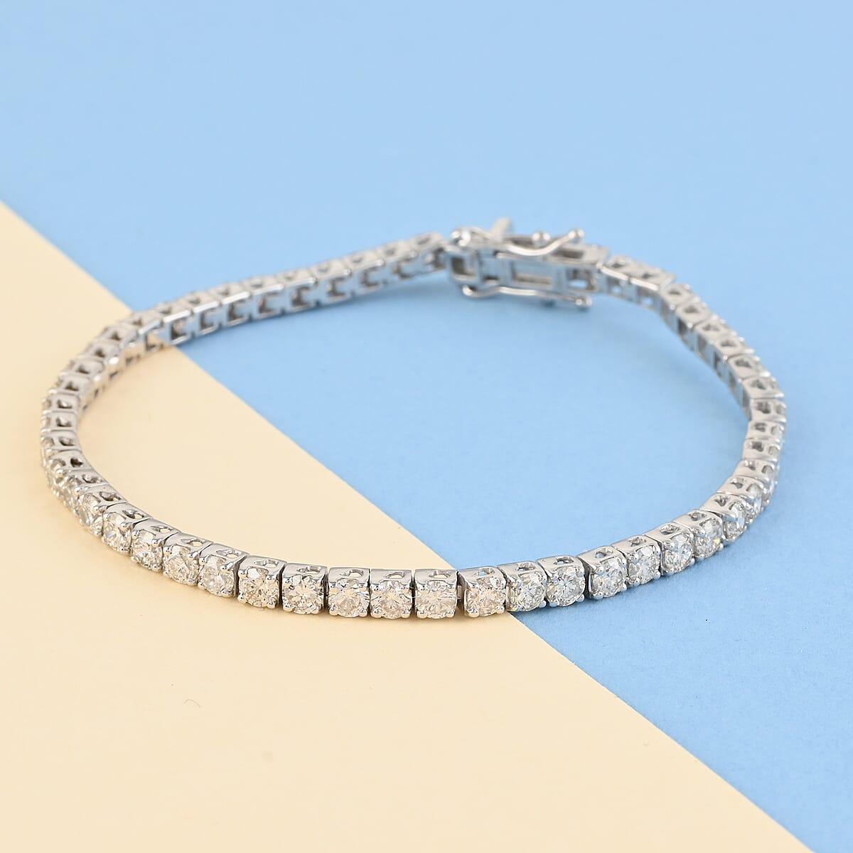 NY Closeout 14K White Gold G-H I1 Diamond Tennis Bracelet (6.50 In) 9.20 Grams 5.00 ctw image number 1