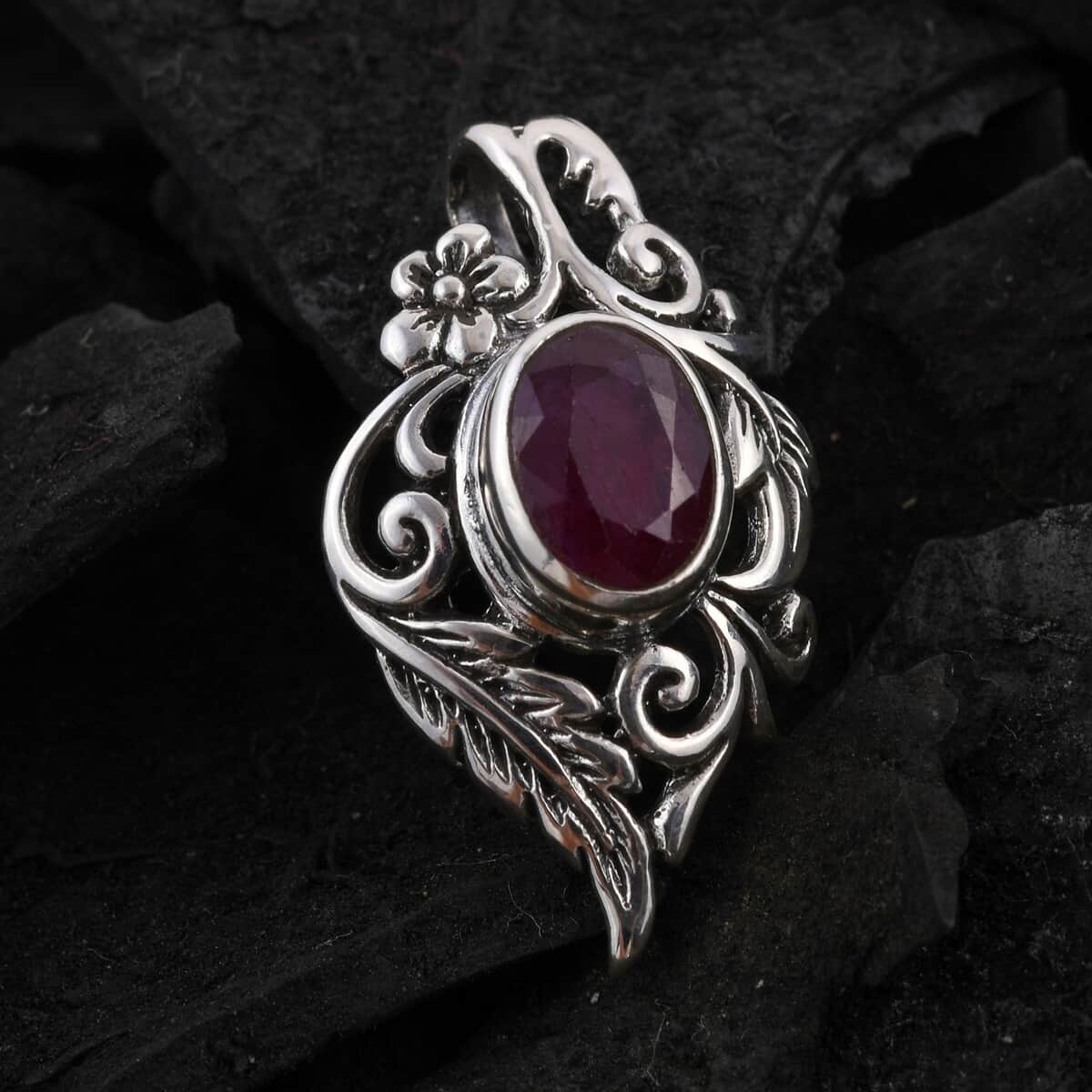 BALI LEGACY Niassa Ruby Pendant in Sterling Silver 1.50 ctw image number 1