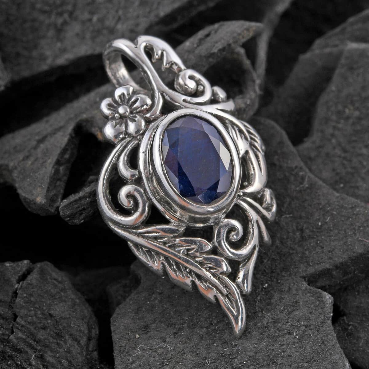 Mother’s Day Gift Bali Legacy Diffused Blue Sapphire (DF) Pendant in Sterling Silver 1.50 ctw image number 1