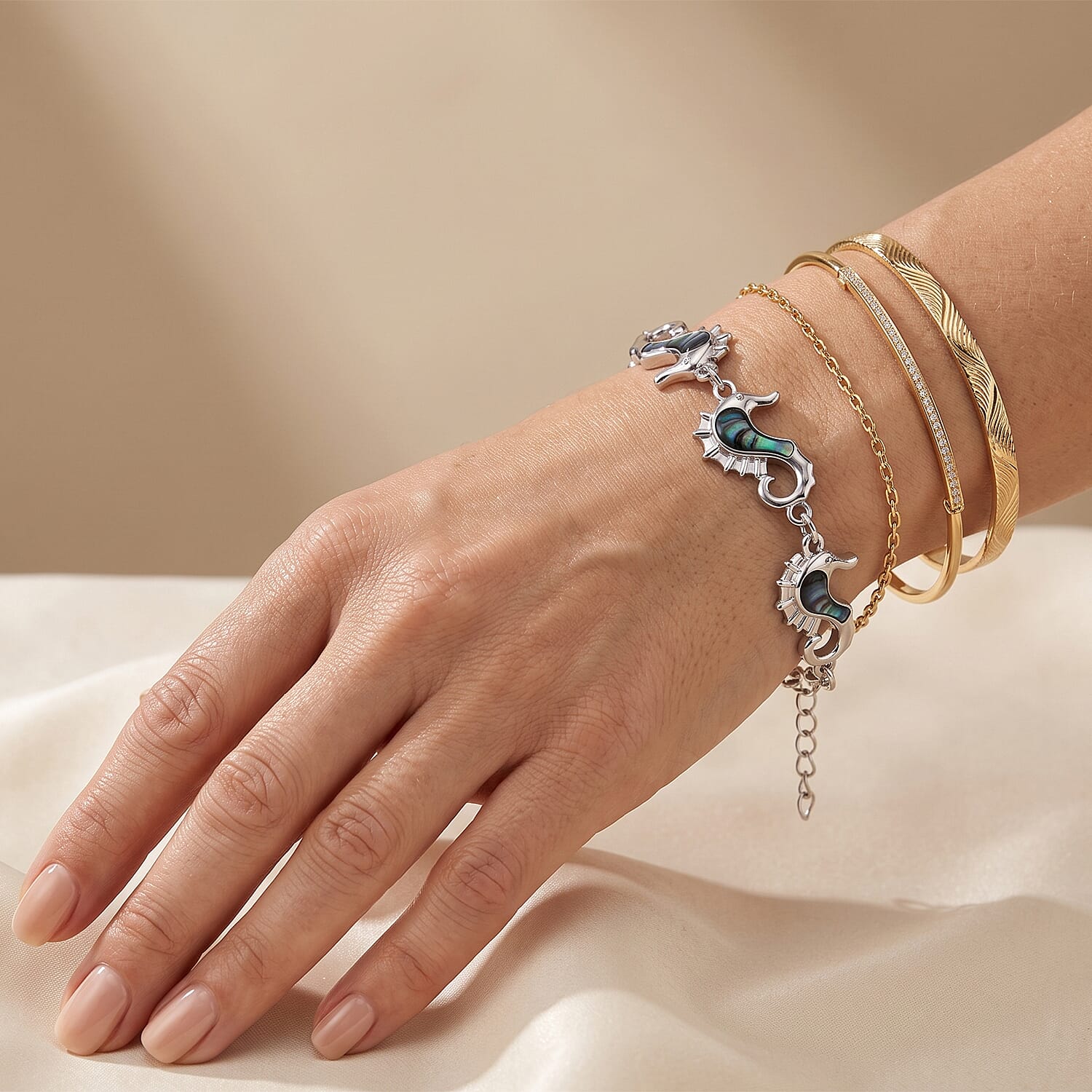 Abalone Shell Hippocampus Bracelet in Silvertone (7.50 In)
