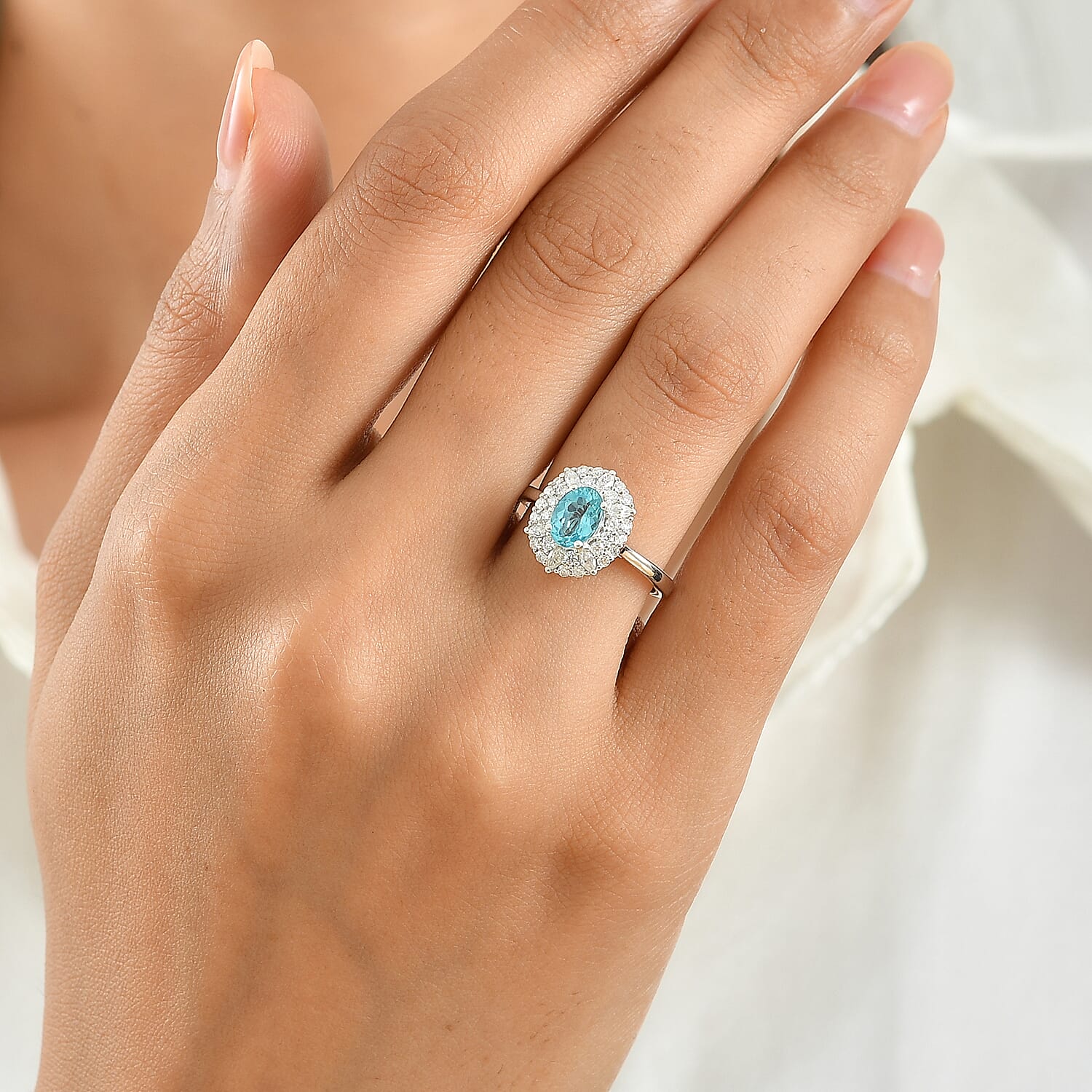 Certified and Appraised D'Joy Premium Betroka Blue Apatite and Moissanite 1.30 ctw Ring in Rhodium Over Sterling Silver (Size 7.0)