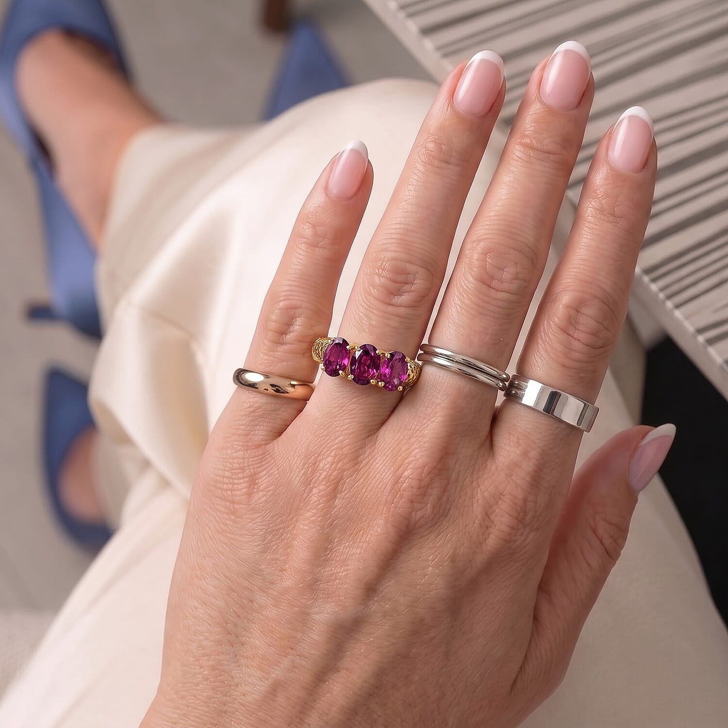 AAA Radiant Ember Garnet 3.00 ctw Ring in 10K Yellow Gold (Size 6.0)