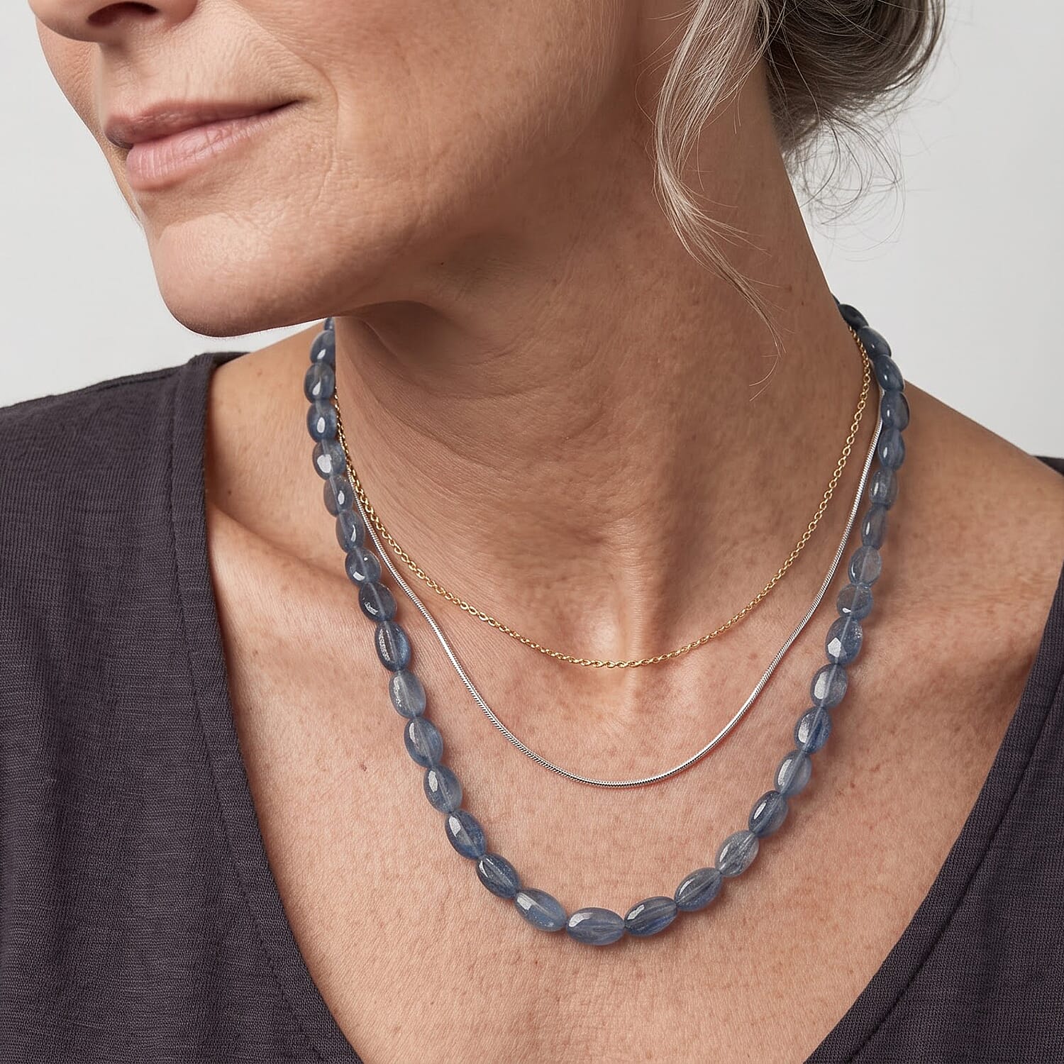 D'Joy Mint Kyanite 124.00 ctw Oval Beaded Necklace (18 Inches) in Rhodium Over Sterling Silver