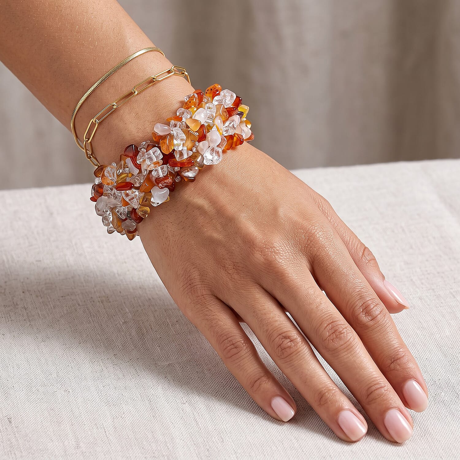 Fire Quartz and Brazilian Citrine 506.55 ctw Chips Stretch Bracelet (6.0-8.0In)
