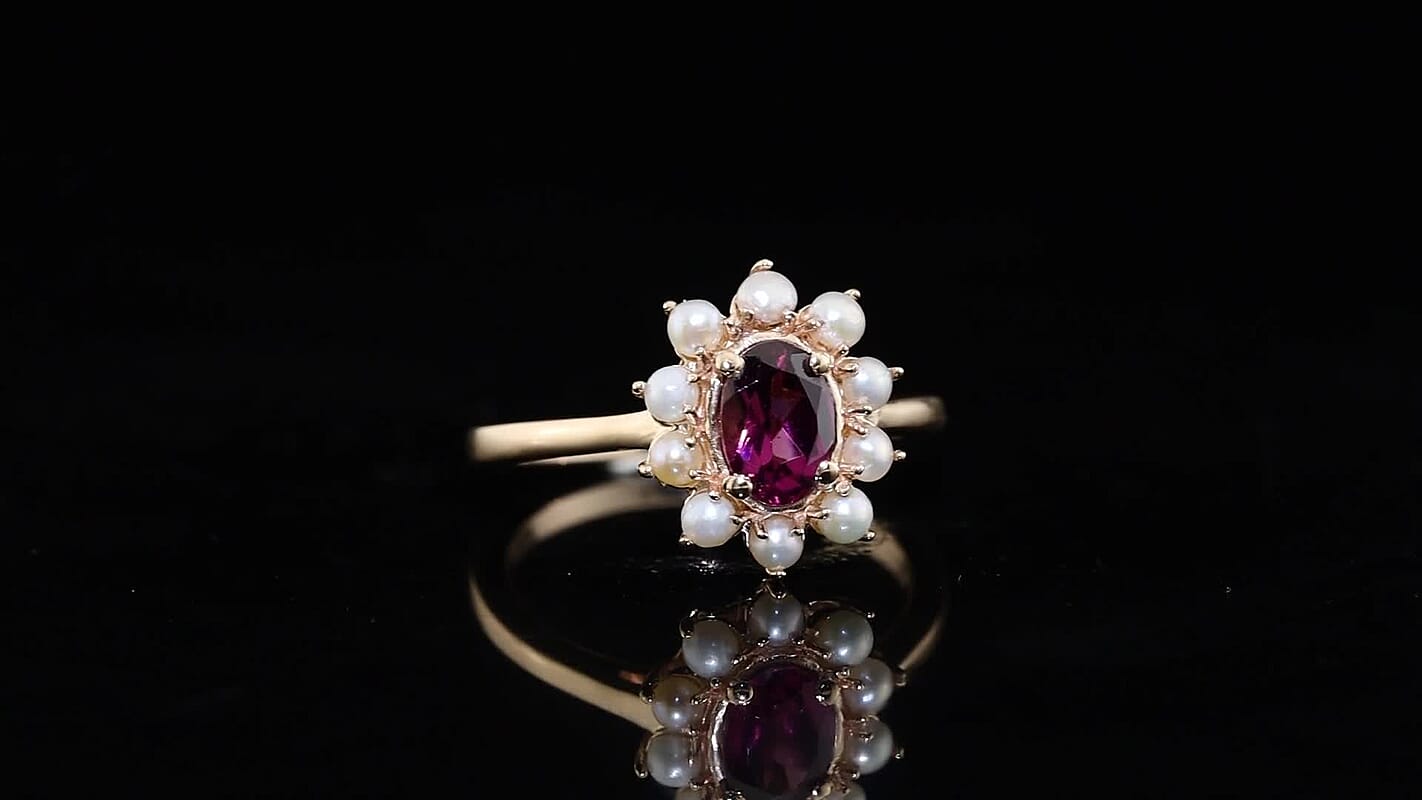 D''Joy AAA Radiant Ember Garnet 1.00 ctw and Freshwater Pearl Ring in 18K Vermeil Rose Gold Over Sterling Silver (Size 7.0)