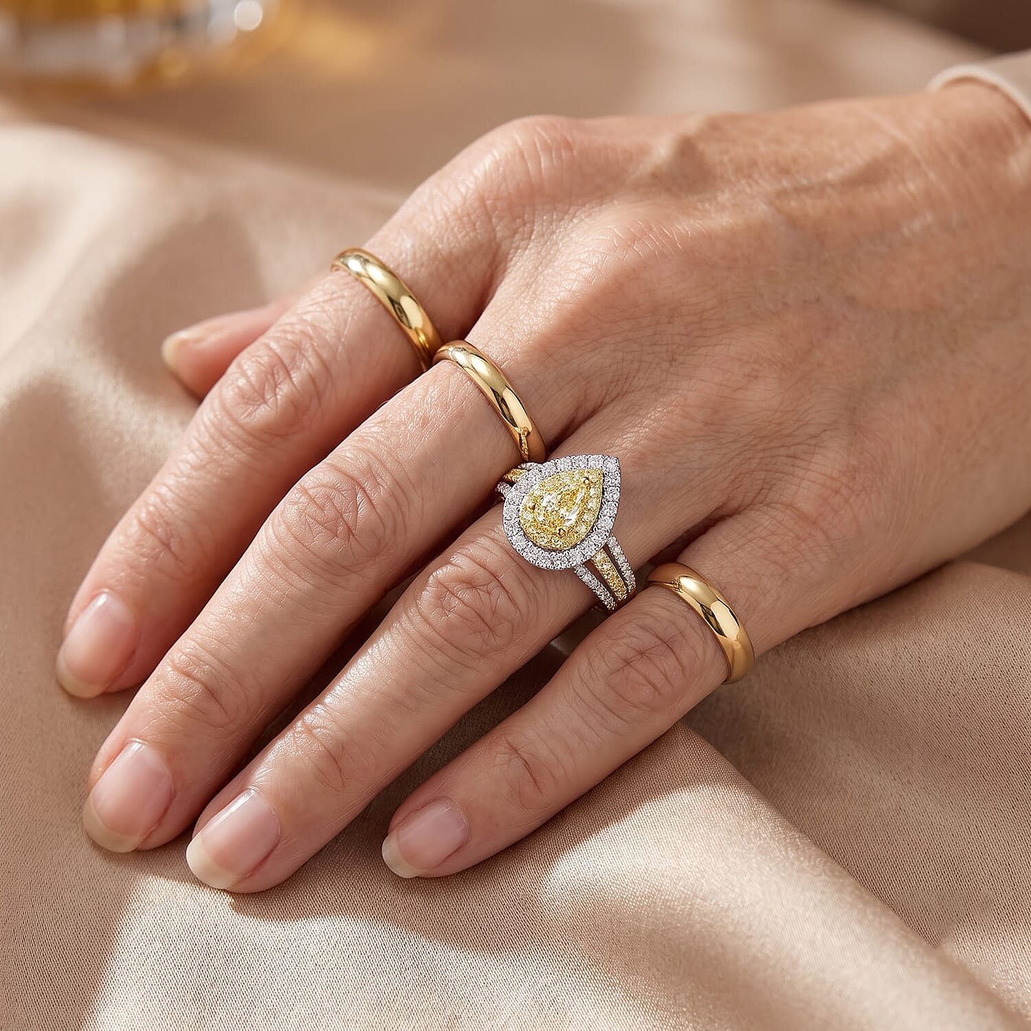 Modani Yellow and White Diamond 1.28 ctw Ring in 14K Yellow Gold (Size 5.0)
