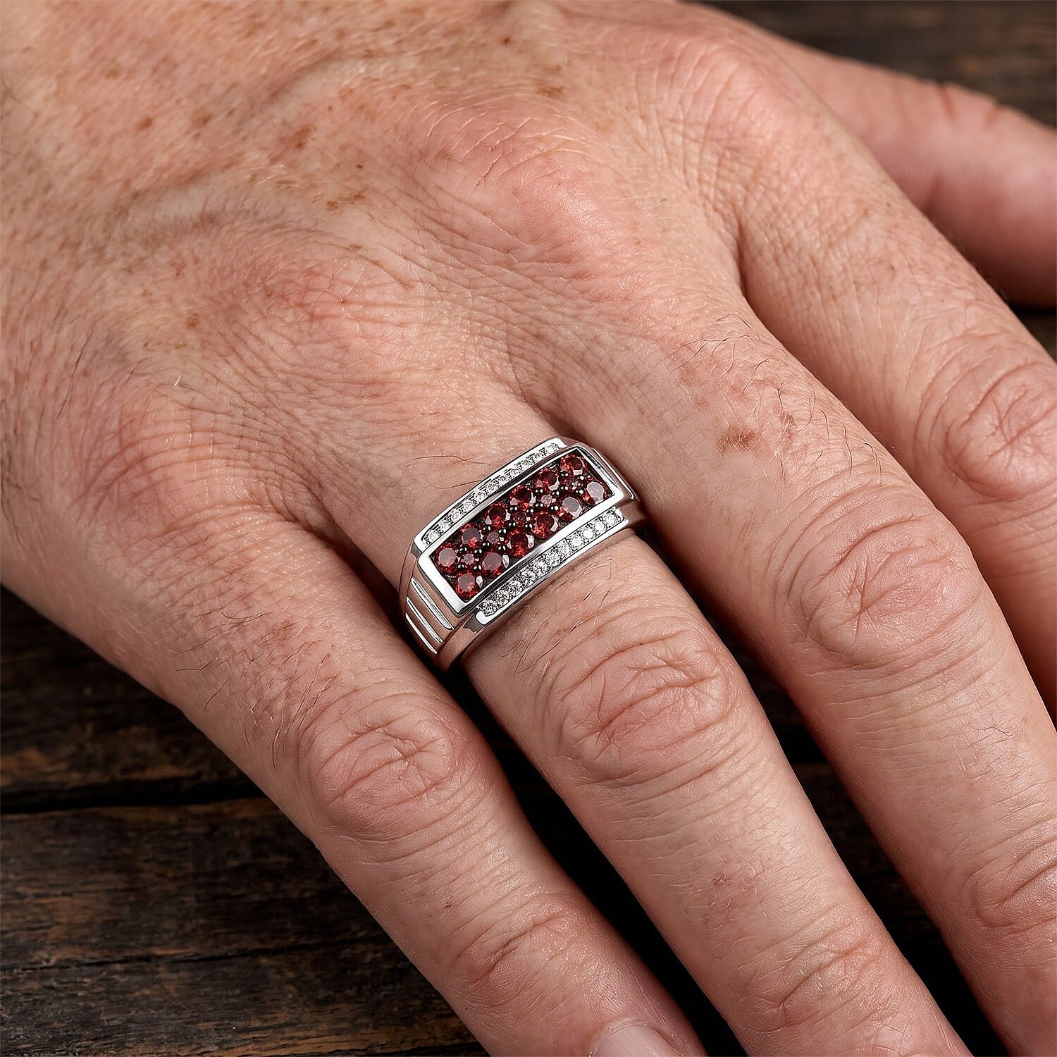 D'Joy Red and White Diamond 1.00 ctw Men's Ring in Rhodium Over Sterling Silver (Size 10.0)