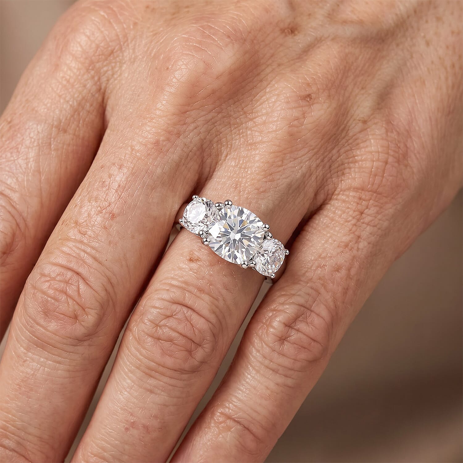 Moissanite (VVS) 7.75 ctw Ring in Sterling Silver (Size 6.0)