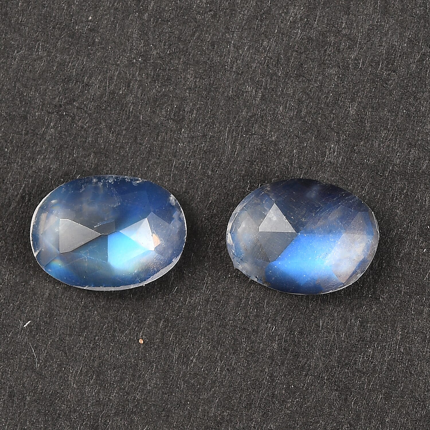 AA Rainbow Moonstone Set of 2 (Ovl 8x6 mm) 2.12 ctw