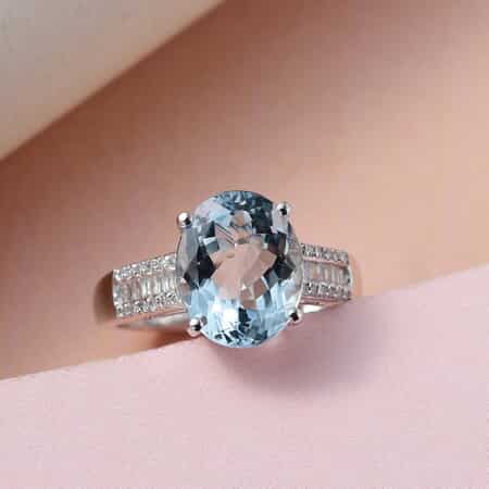 Luxoro 10K White Gold Premium Mangoro Aquamarine and Diamond Ring (Size 8.0) 3.40 ctw image number 1