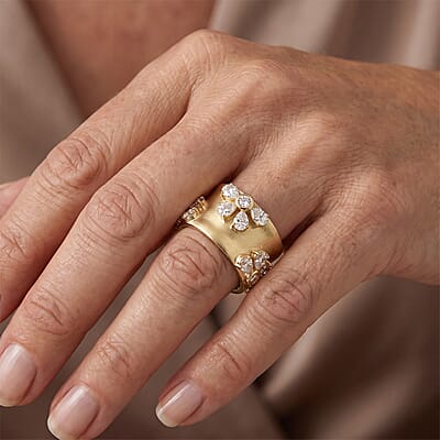 Clarte Moissanite 1.98 ctw Fleur Dore Ring in 14K Yellow Gold Over Sterling Silver (Size 5.0)