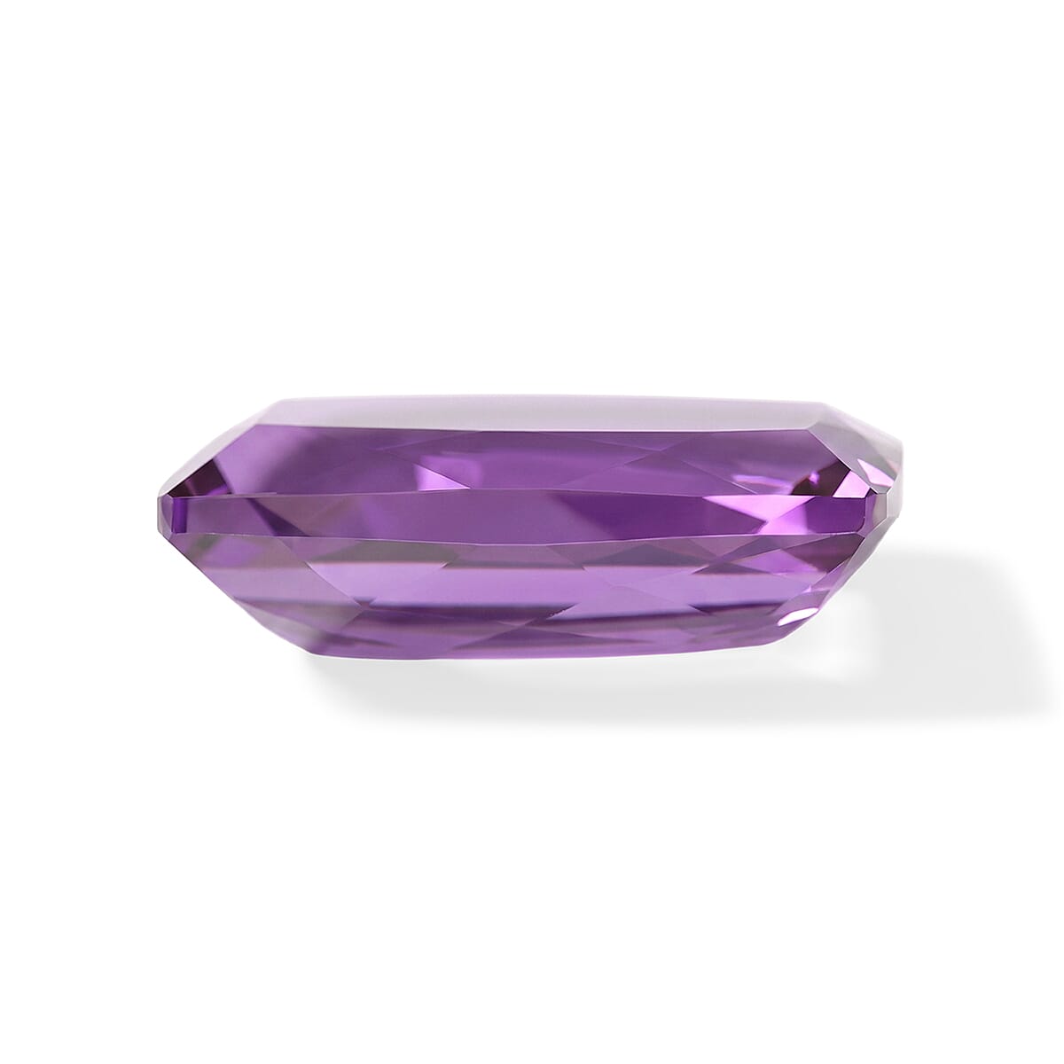 Lab Grown Color Change Sapphire (Cush 14x7 mm) 5.40 ctw