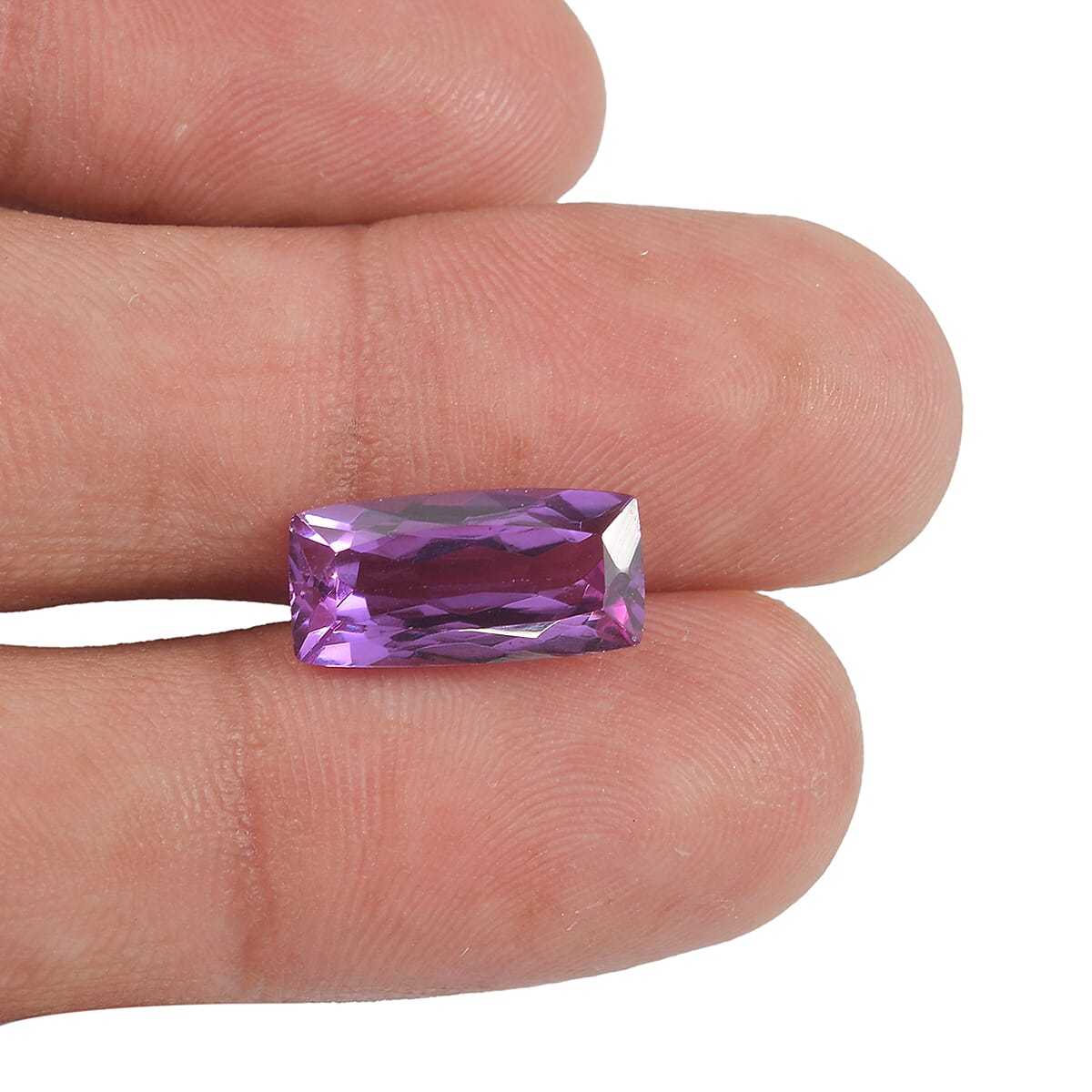 Lab Grown Color Change Sapphire (Cush 14x7 mm) 5.40 ctw