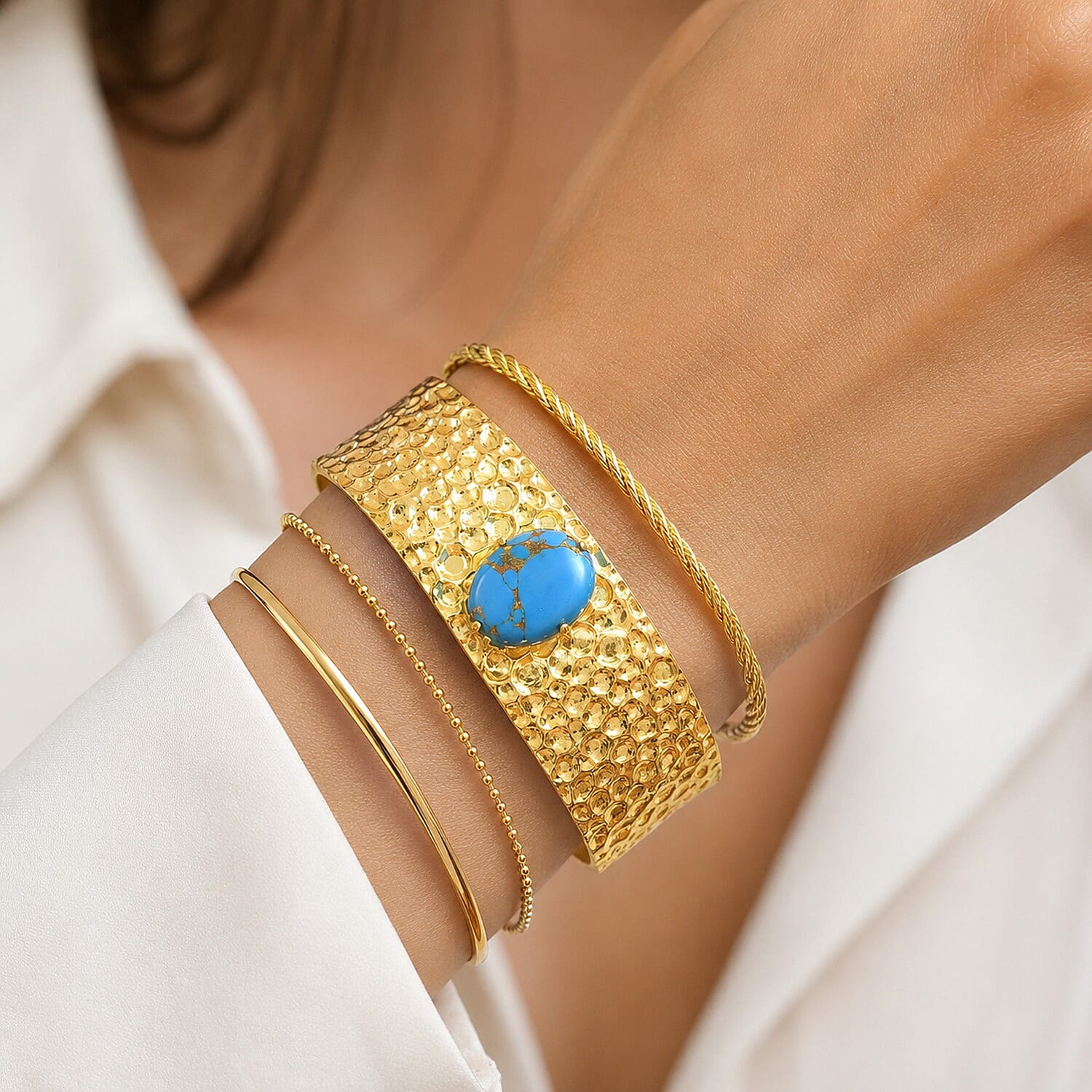 EverTrue Blue Turquoise 17.50 ctw Cuff Bracelet in 18K YG Plated (7.25 In)