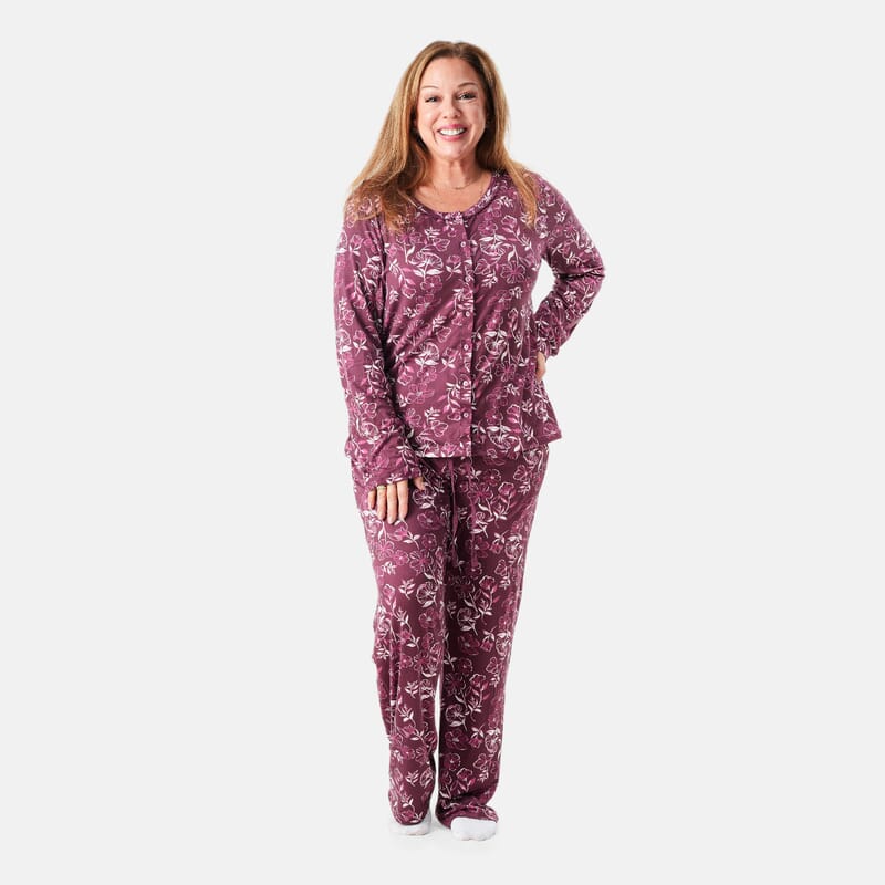 Amanda Paige Berry Print Pajama Set - M
