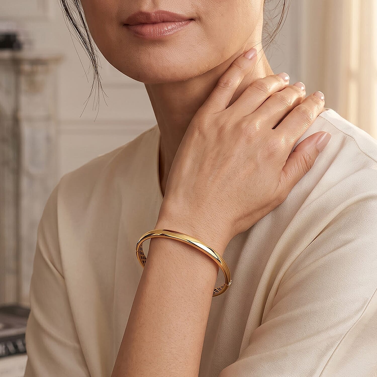 EverTrue Slim Golden Bangle Bracelet in 18K YG Plated (7.25 In)