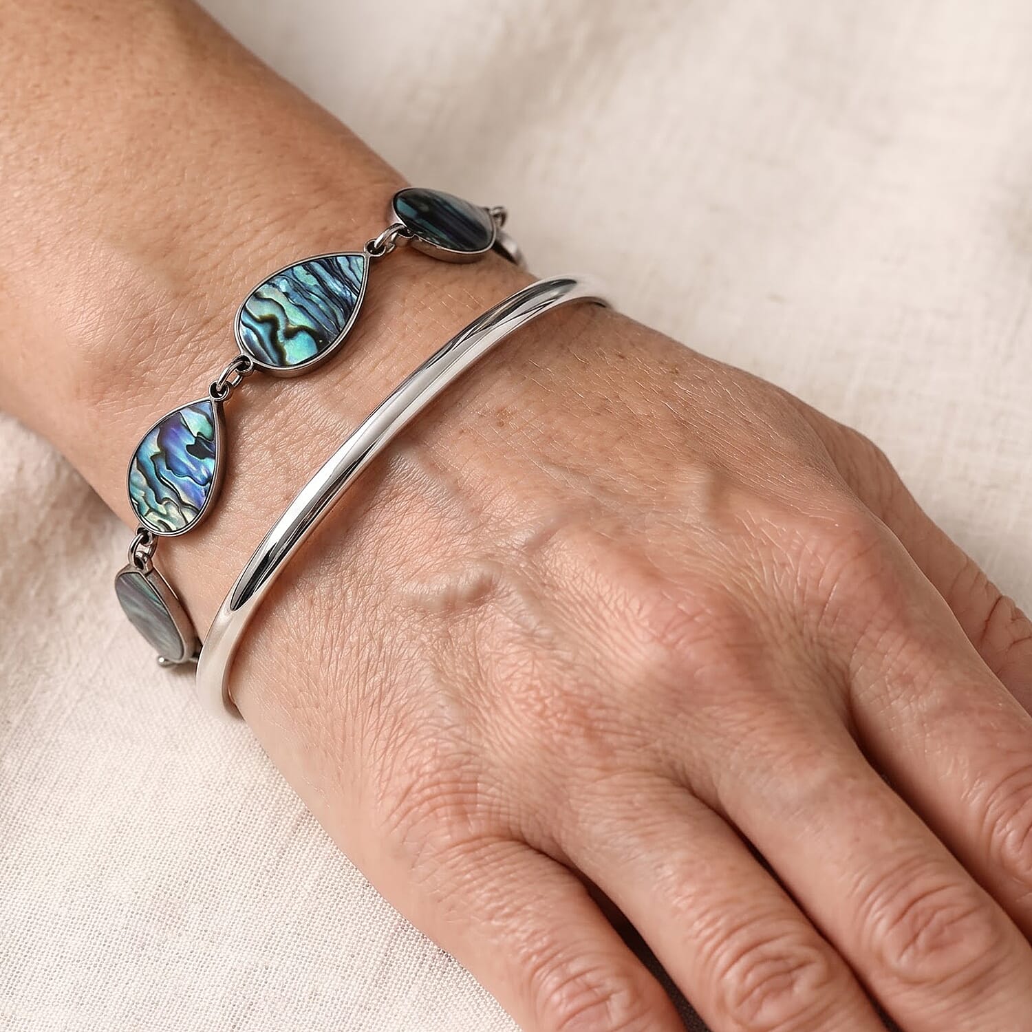 Abalone Shell Bracelet in Stainless Steel (7.50 In)